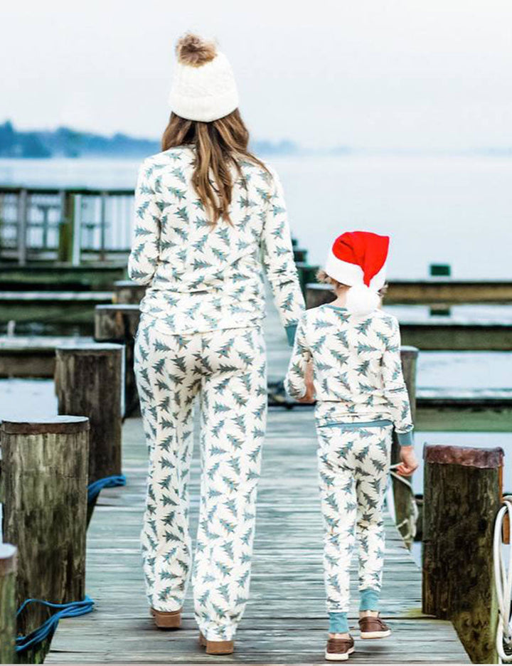 Holly Trees Fmalily Matching Pajamas(with Pet's dog clothes)